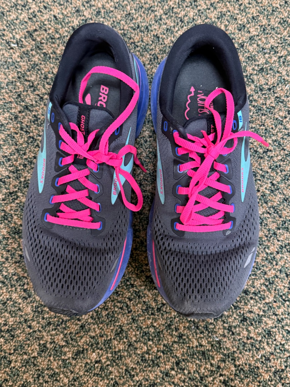 Brooks Women’s Charcoal Running Shoes with Bright Pink Laces